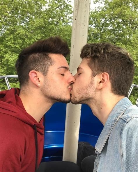 Kissing Scene Video Kissing Scenes Embraceable You Homosexual Couple
