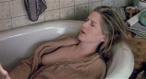 Nude Video Celebs Joey Lauren Adams Nude Melissa Lechner Nude Sfw 1994