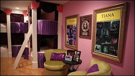 Sydneykell.com/sisterhoodchat with me on social. Movie themed bedrooms - home theater design ideas ...