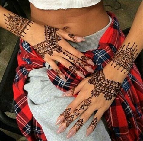 Henna Nude Nails Henna Tattoos Henna Tattoo Designs Henna Mehndi