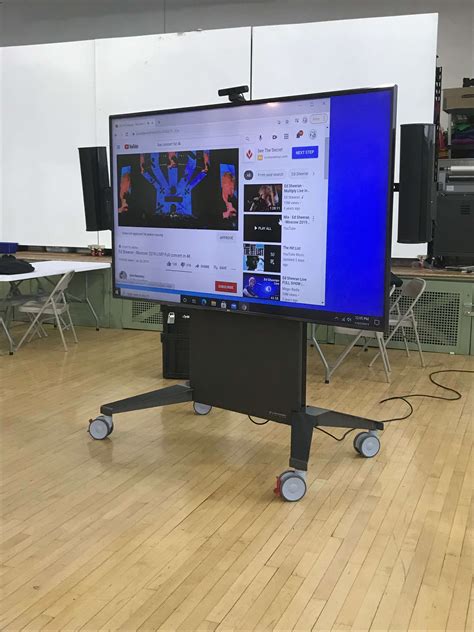 Case Study Mobile Video Conferencing Cart