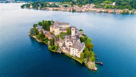 Isola Di San Giulio Cosa Vedere E Come Arrivare Sullisola Del Lago D