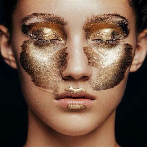 Makeup Inspo Makeup Tips Makeup Ideas Metallic Makeup Avant Garde