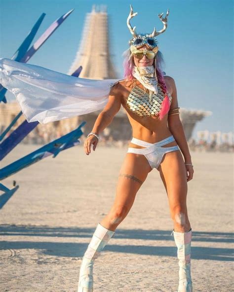 Sexiest Girls Of Burning Man Top Banger Top Banger