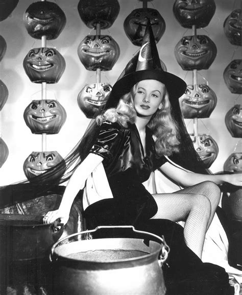 Veronica Lake In Publicity Photos For ‘i Married A Witch 1942