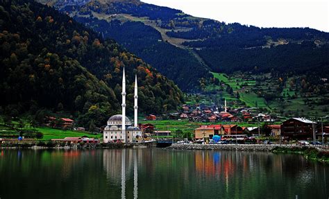 تأشيرة تركيا الإلكترونية هي تصريح سفر يمنح حاملها إذنًا للسفر إلى تركيا. Uzungöl - SELSEBIL TOUR