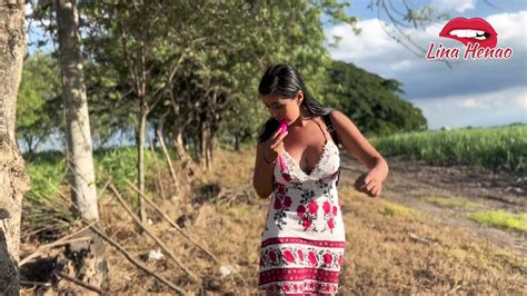 Un Fan De Lina Henao Controla Su Lovense En El Aeropuerto Hasta Que Se