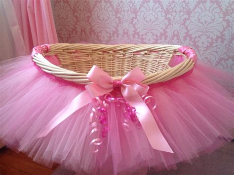 Baby shower gift baskets are wonderful for the new mom and baby. Guide to Hosting the Cutest Baby Shower on the Block