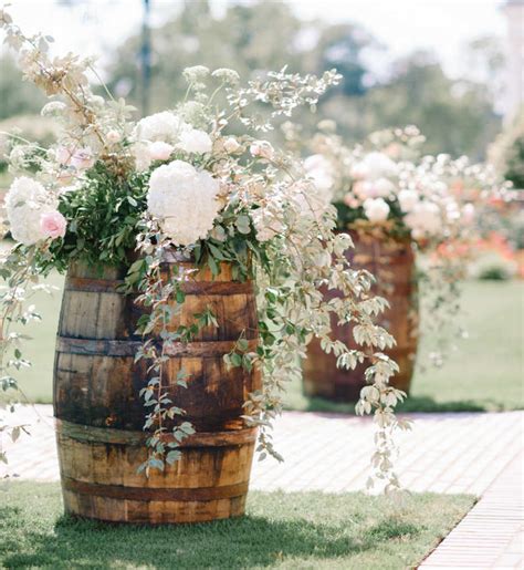 Continue the natural outdoor feel of your wedding by incorporating colorful floral ideas into the ceremony and reception. 24 Outdoor Wedding Decoration Ideas | ElegantWedding.ca