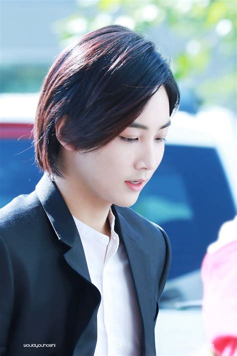 here are 14 hairstyles that seventeen s jeonghan has had showing how drastically they have
