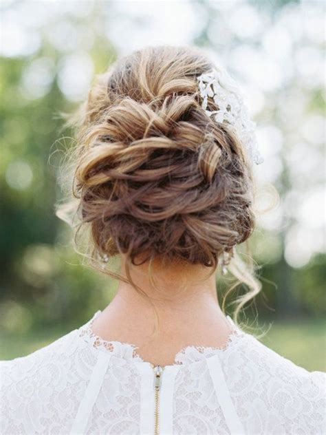 penteados românticos para noivas escolha o seu favorito Woodland wedding inspiration