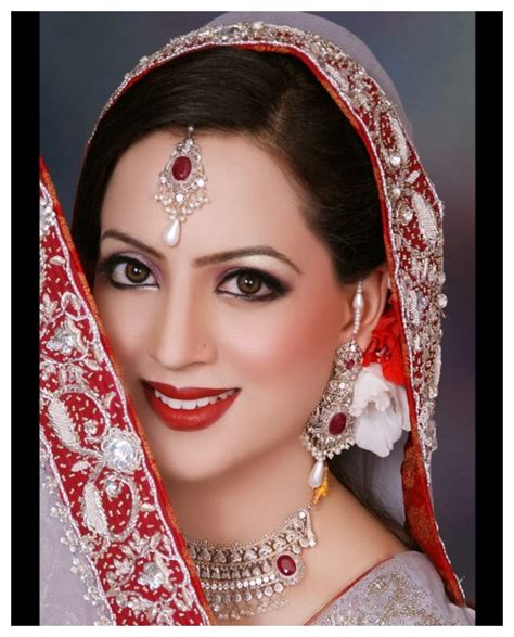 bridal makeup pics pakistani 2013 wavy haircut