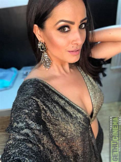 aggregate 136 anita hassanandani hairstyle super hot poppy