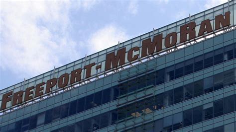 Average deutsche bank securities salary is $120,995 detailed deutsche bank securities starting salary, median salary, pay scale, bonus data report. Deutsche Bank Analyst Lowers Price Target on Freeport ...