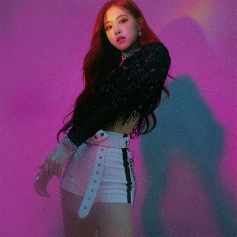 Terimakasih telah berkunjung di mainmata studio pada post foto foto cantik rose. BLACKPINK-Rose-New-Instagram-profile-picture
