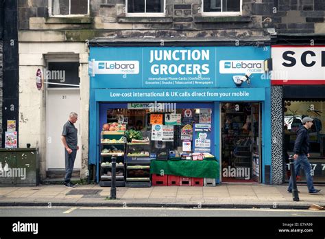 Small Grocery Shop Hi Res Stock Photography And Images Alamy