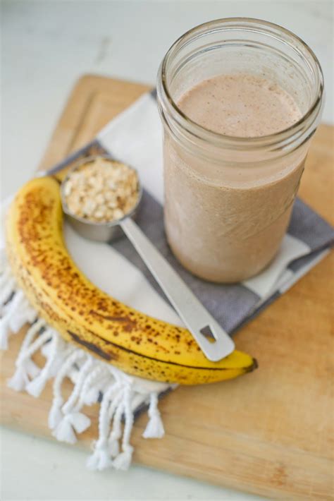 So what's not to love about this smoothie already? Chocolate Banana Coconut Oatmeal Protein Shake | Oatmeal ...