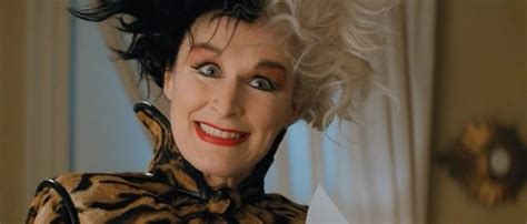 Cruella De Vil 101 Dalmatians 1996