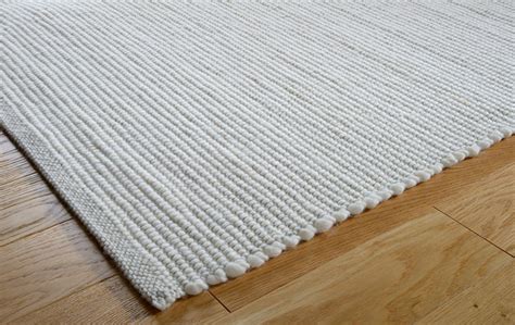 Verkaufe einen grauen teppich gewebt aus baumwolle. Handwebteppiche aus Schurwolle für Ihre Wohnräume ...