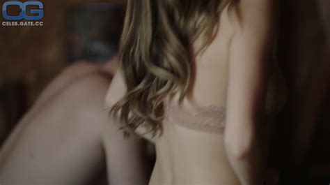 Alycia Debnam Carey Nude Pictures Onlyfans Leaks Playboy Photos Sex