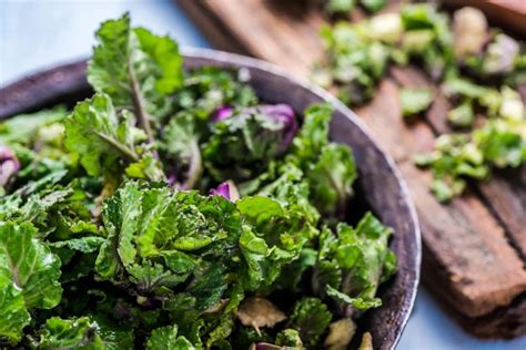 Kale Health Benefits Nutrition Diet And Risks