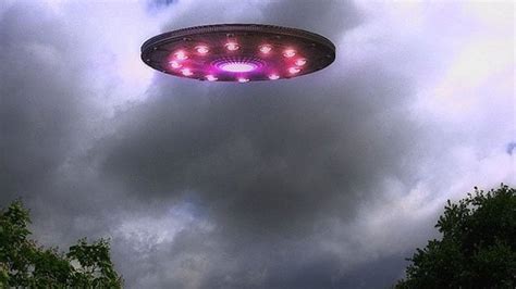 Ufo Sightings Soar In Manitoba Across Canada Cbc News