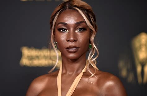 ‘chicago To Welcome Trans Actor Angelica Ross As Roxie Hart Fox 4 Kansas City Wdaf Tv News