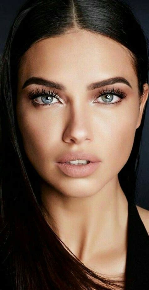 Pin By Connie Rosales On Beautiful Ladies Beauty Face Beautiful Eyes Lovely Eyes