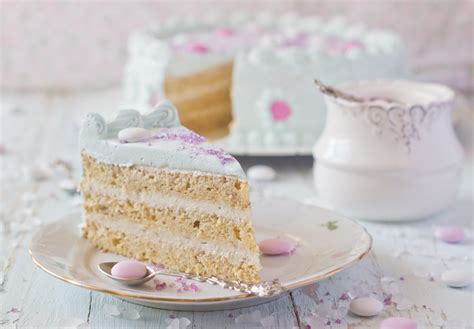 White Chocolate Hazelnut Cake Ivana Katic Flickr