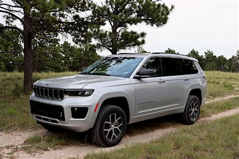 Review 2021 Jeep Grand Cherokee L Makes A Rough But Ready Landing