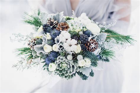 You can also consider a bouquet of colours that you wouldn't even. Winter Wedding Bouquets For Inspiration | Omaha Lace Cleaners