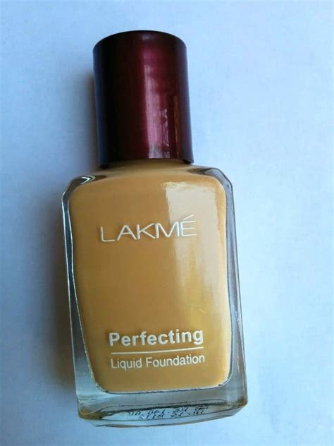 Lakme Perfecting Liquid Foundation Review Glossypolish
