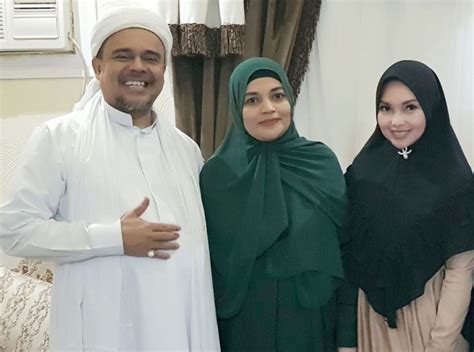 Mengenal Syarifah Najwa Shihab Putri Habib Rizieq Yang Baru Menikah
