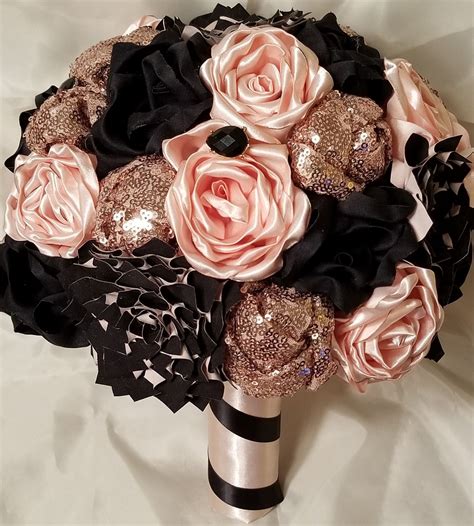 Black Blush And Rosegold Bouquet Black Wedding Themes Blush Pink