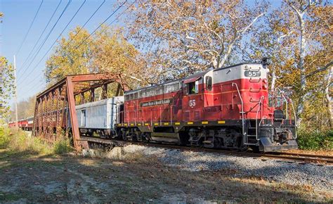 Lm And M Railroad Is The Best Fall Train Ride Near Cincinnati