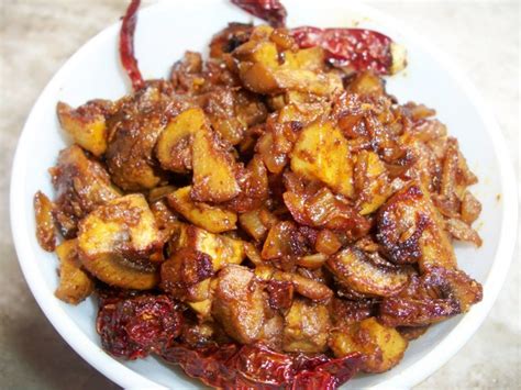 Indian Style Stir-Fry Mushroom - Yummy Tummy