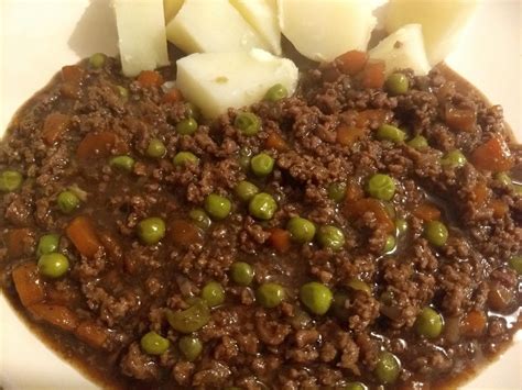 Take inspiration from good food's recipes using beef, pork, lamb, healthy turkey and veggie mince. Minced Beef and Potatoes - Food on the Blog in 2020 | Potato recipes, Beef and potatoes, Beef
