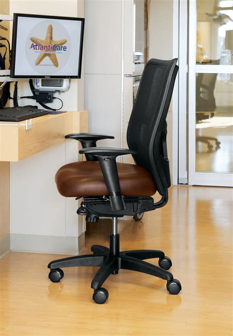 Michigan Desk And Task Chairs Omni Tech Spaces Technology
