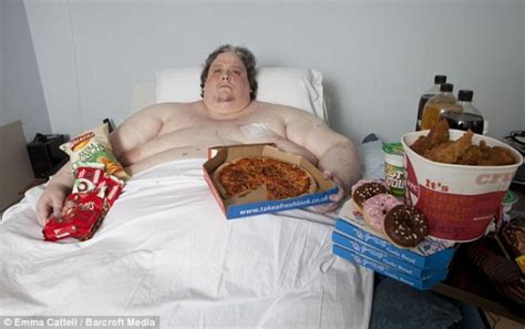 World S Fattest Man Who Once Weighed 444 Kg Dies At Age 44 Bellanaija