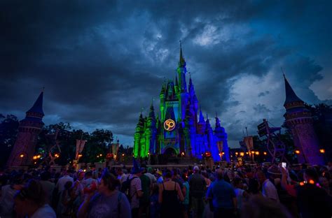 October 2022 At Disney World Crowd Schedule And Information 2023