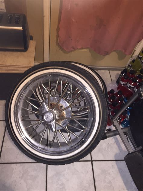 $950 Swangas Swangers 84’s 20in STANDARD POKES for Sale in San Antonio