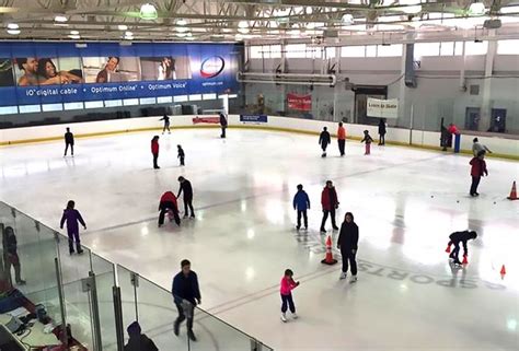 Indoor Ice Skating Rinks For Every Season In Nyc Mommypoppins