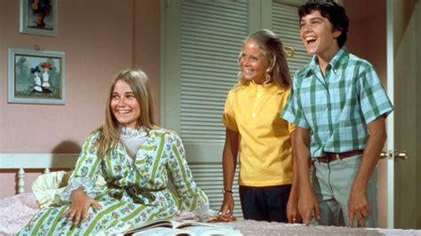 How A Brady Bunch Episode Is Fueling The Measles Outbreak Shots