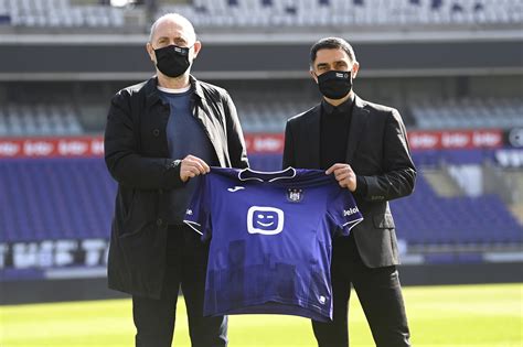 Johan Walem Est Le Nouveau Coach Des Rsca Women