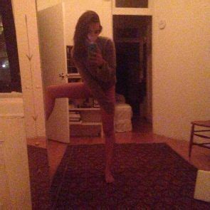 Emily Ratajkowski Nude Tits Pussy Selfies Scandal Planet My XXX Hot Girl