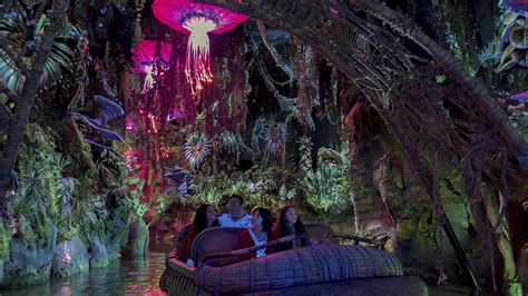 all in the details creating pandora the world of avatar as a real place disney parks blog