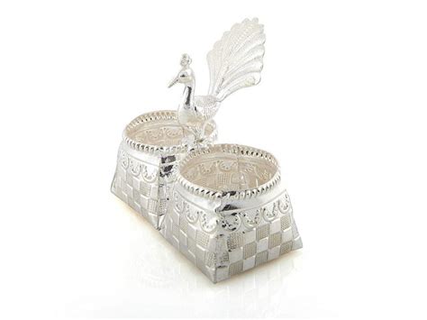 Explore gift ideas from our collection. Wedding Gifts Worth Their Weight in Silver! 10 Exquisite ...