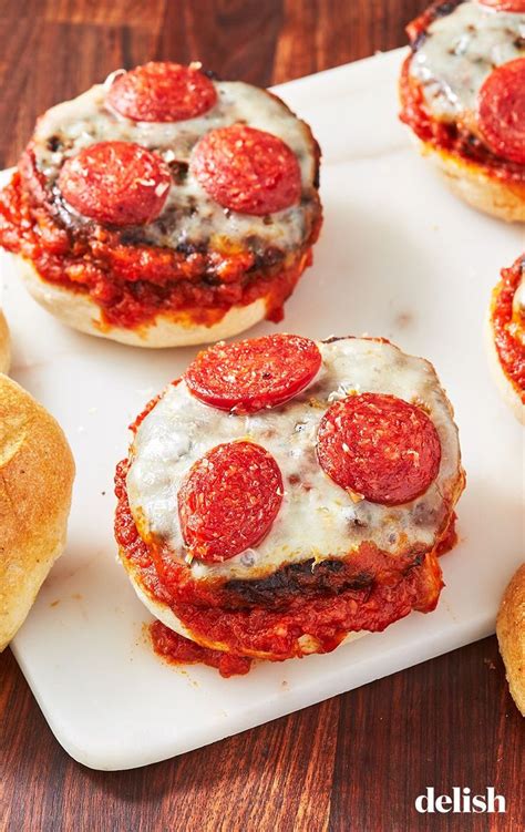 Pizza Burgers Mean You Never Have To Choose Recipe Pizza Burgers