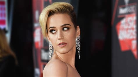 Katy Perry Accused Of Cultural Appropriation Teen Vogue
