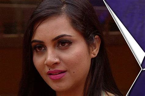 Bigg Boss 11 Arshi Khan To Be Arrested From Bb 11 House Heres Truth